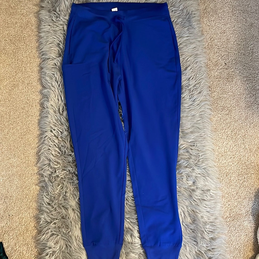 Size Large Tall 1 pocket mandala scrubs joggers